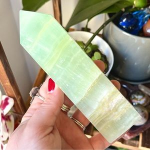 💚Banded Pistachio Calcite Crystal Tower Point💚